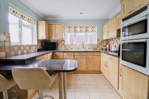 Kitchen- click for photo gallery